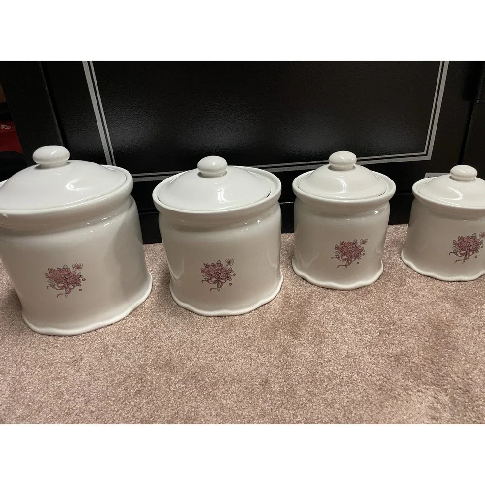 Vintage Cottagecore Hearts & Roses Canister Set Trenditions Set 4 Baskets & Lids